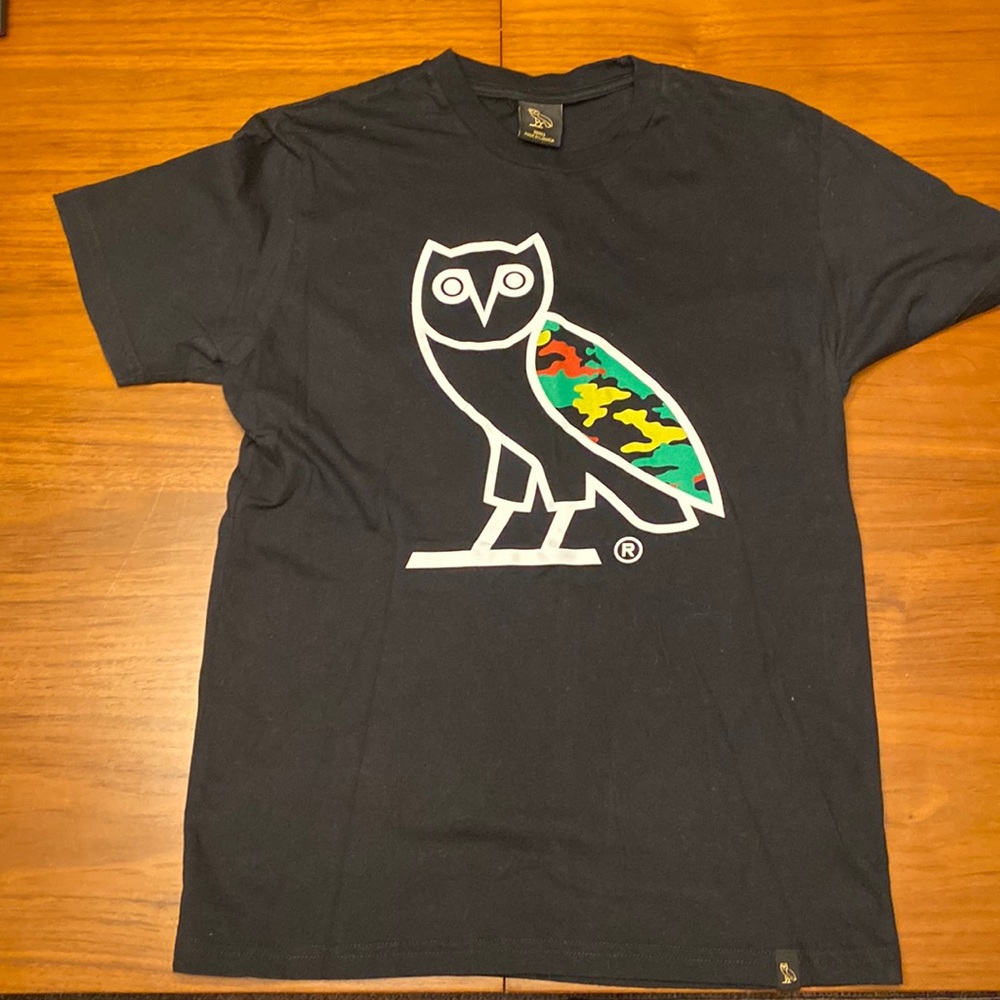 OVO t shirt, worn 2 times, mint condition
